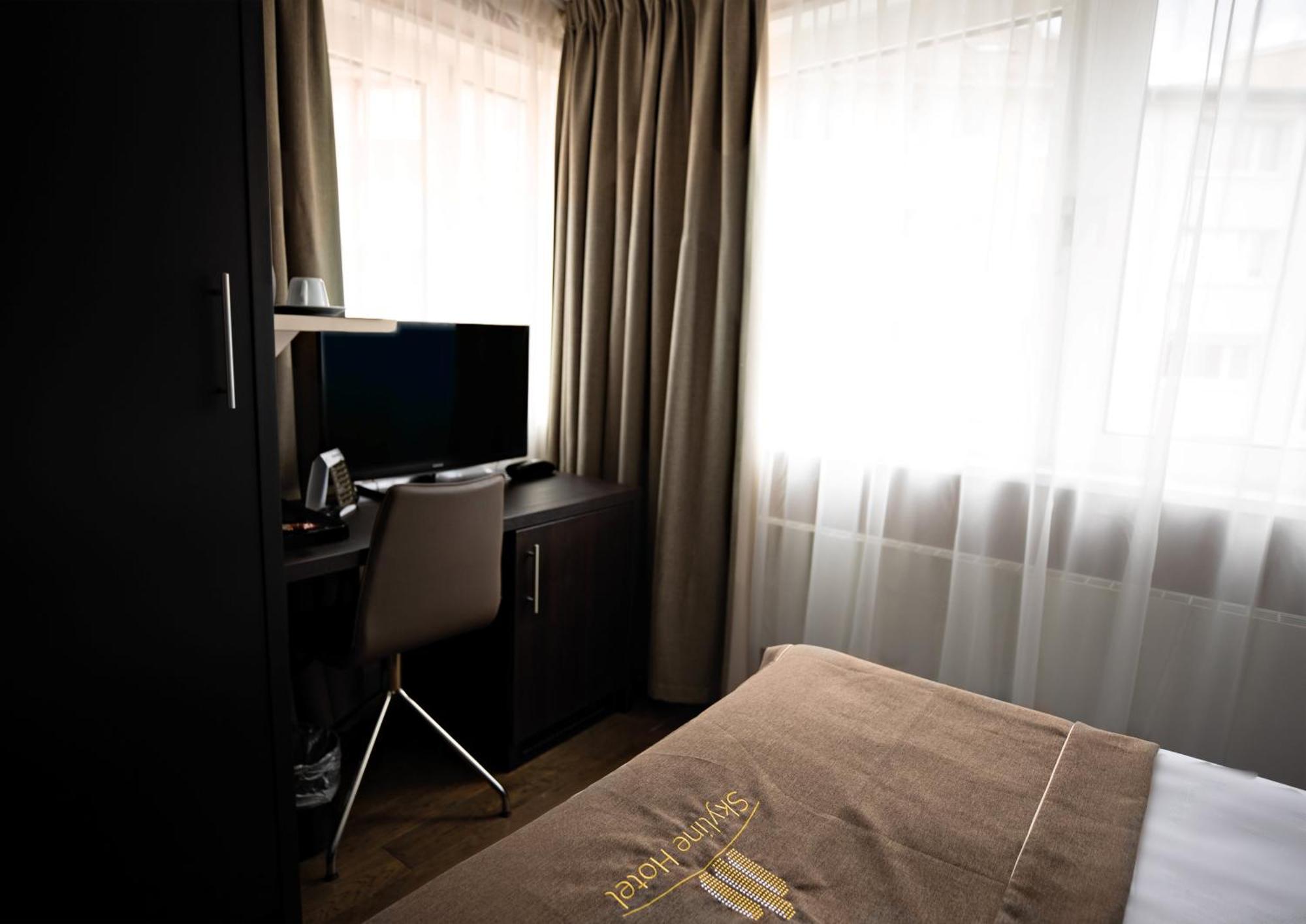 Single Room,1580811339:JPEG