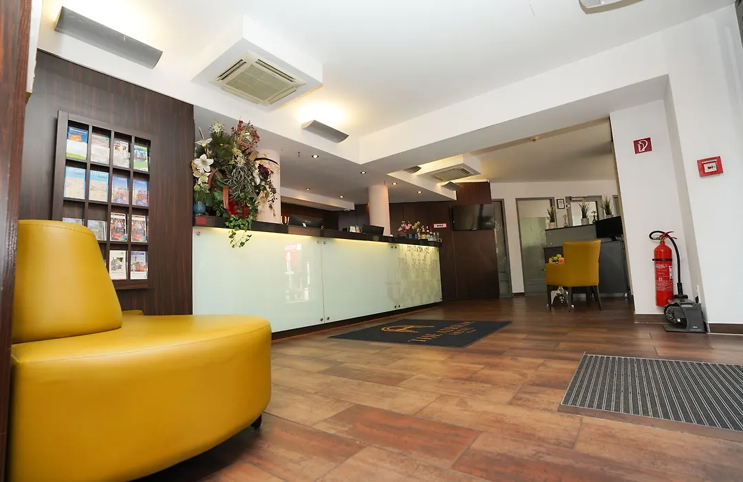 The Atrium Hotel-1