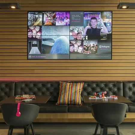 Moxy Frankfurt Airport-3