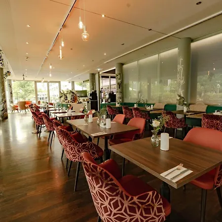 Wyndham Frankfurt Niederrad-3