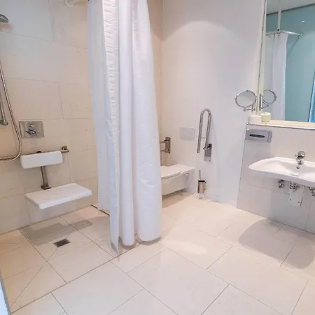 Wyndham Frankfurt Niederrad-2